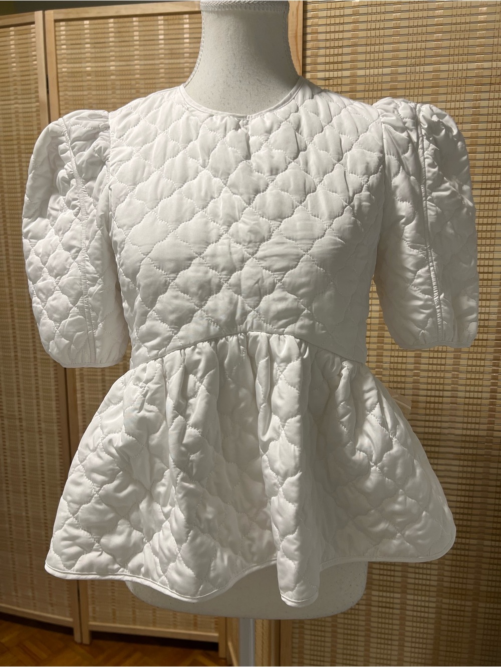 En Saison White Quilted Puff Sleeve Peplum Top XS
